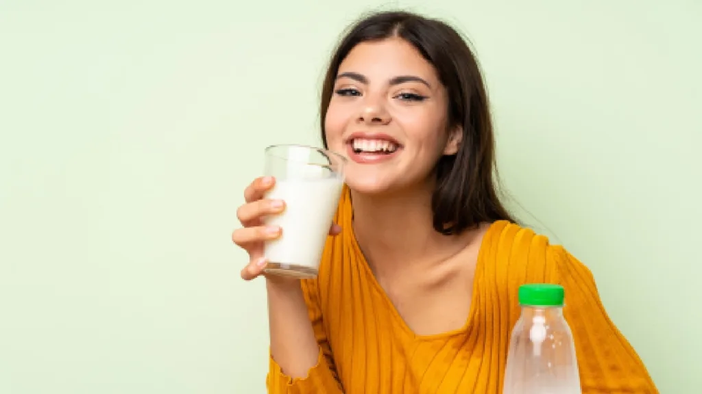 Benefits of drinking milk for skin