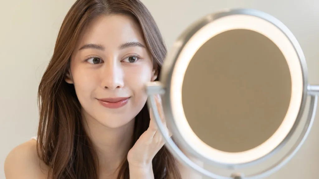 Dos and don'ts of skincare before and after workout