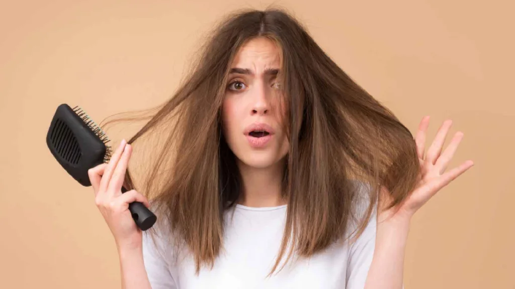Frizzy hair: Is it a sign of vitamin deficiency?